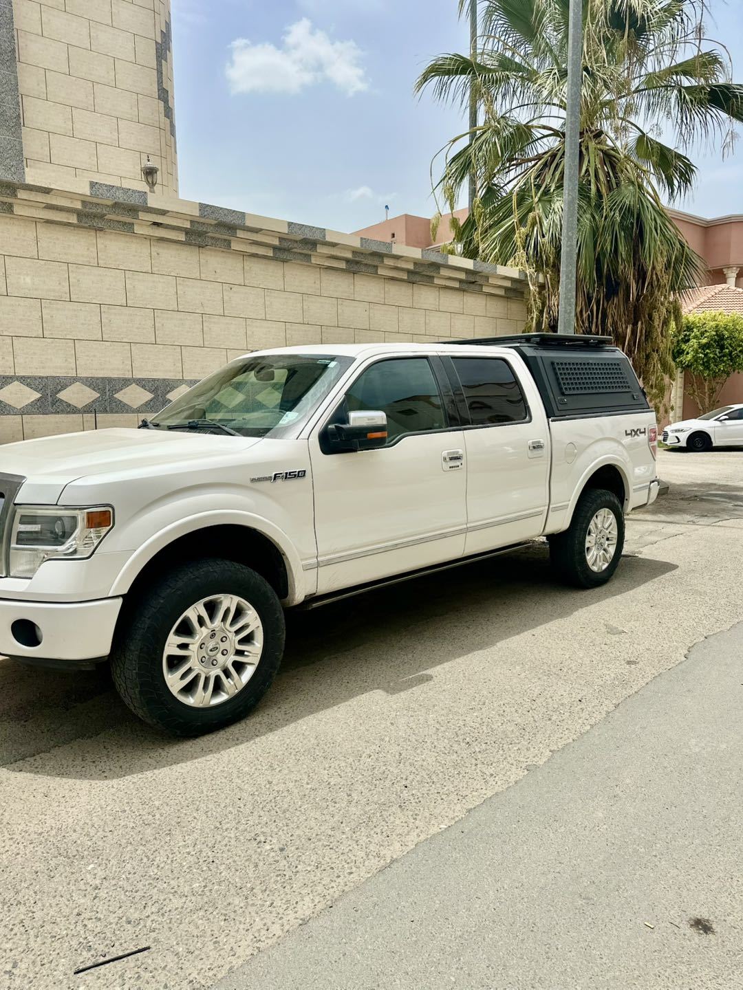 4x4 Aluminum Alloy Steel Pickup Hardtop Topper Camper Truck Canopy with Rack for F150 02